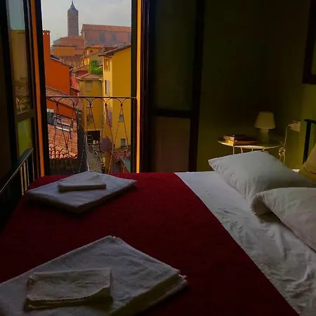 La Finestrella Sul Canale Di Via Piella * Bolonha